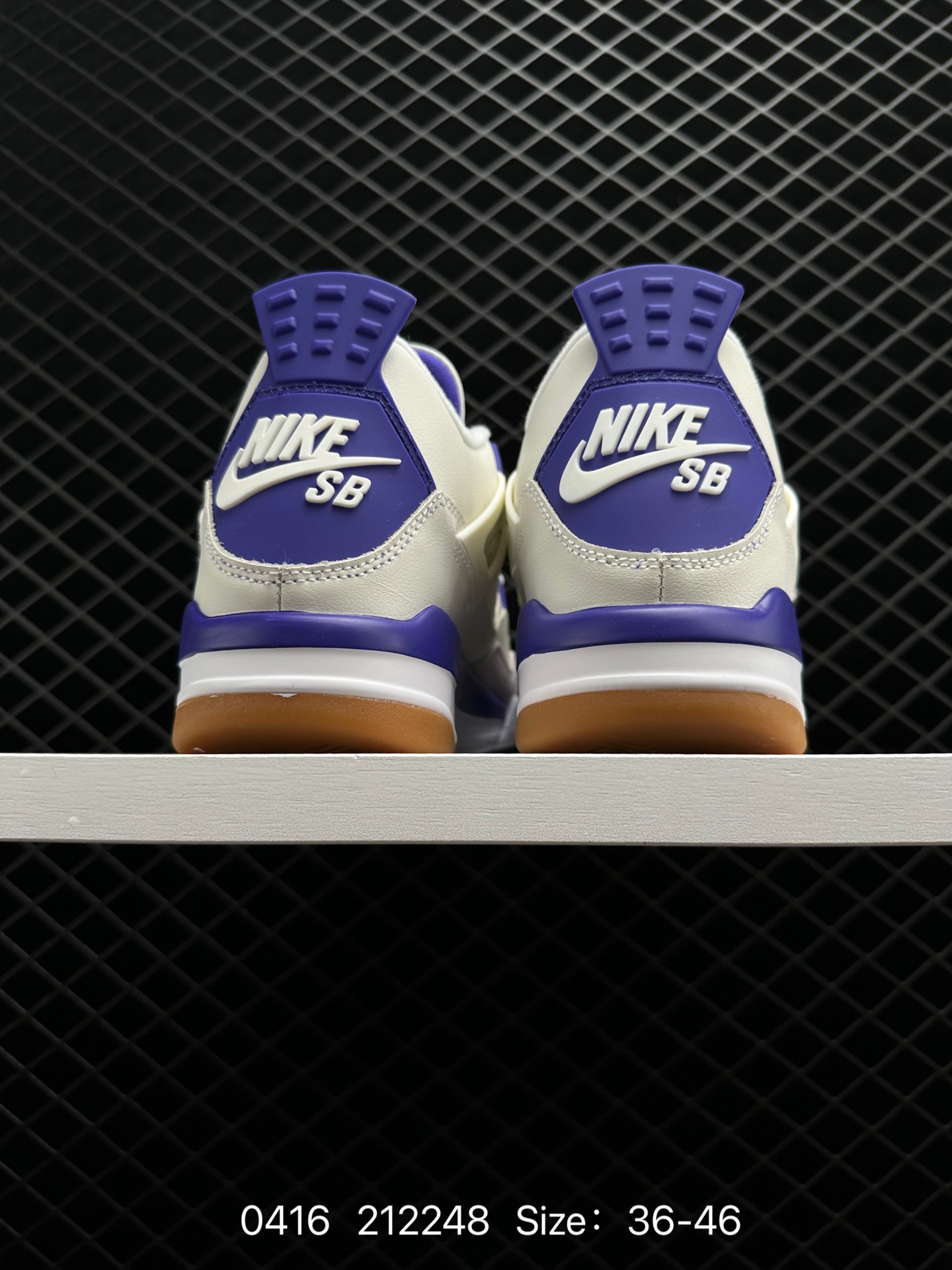 Nike Air Jordan 4 Retro OG